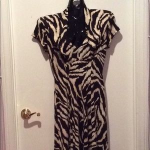Connected Apparel NWOT Overlay Faux Short Jacket Animal Print V-Cut